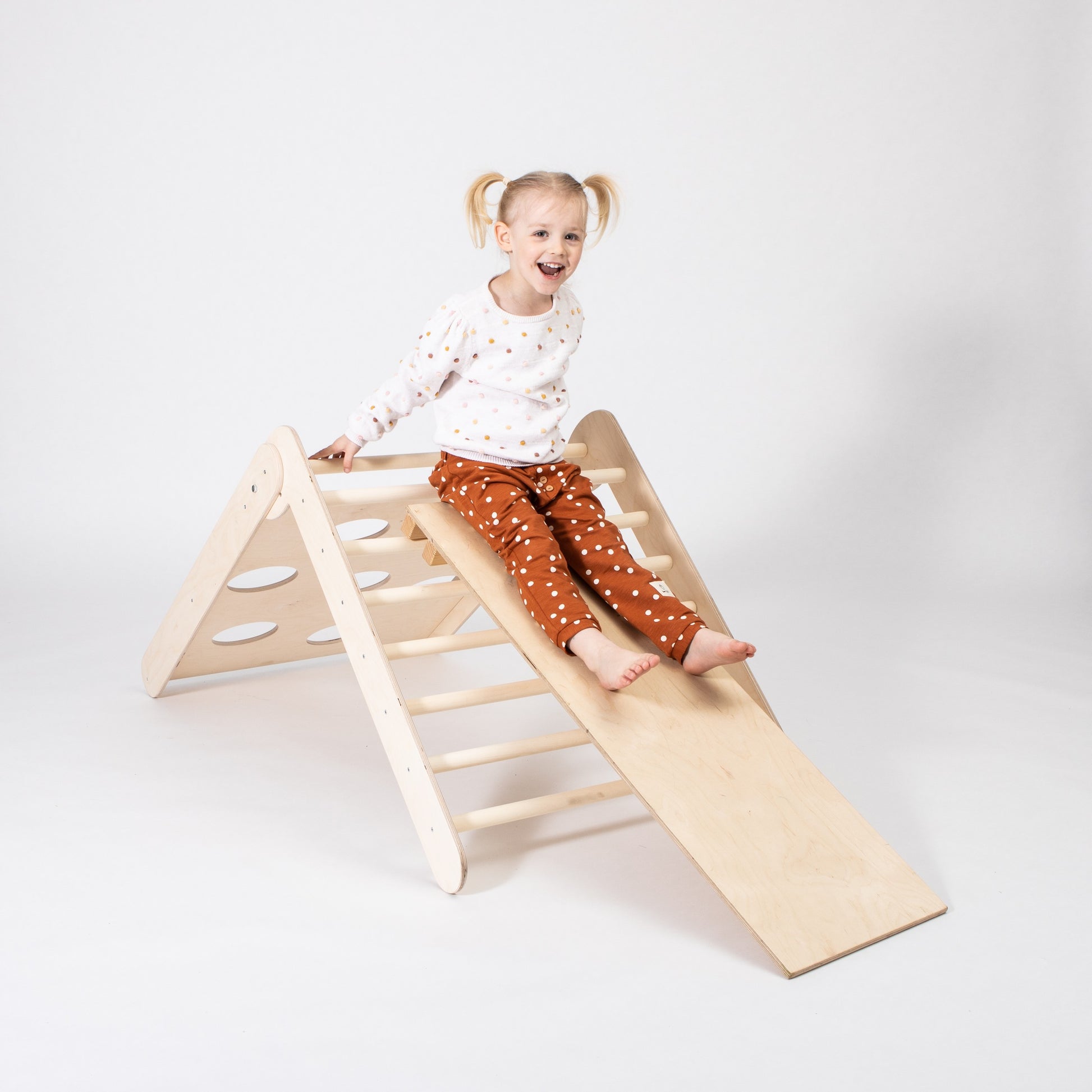 2-in-1 Montessori Climbing Triangle With Ramp