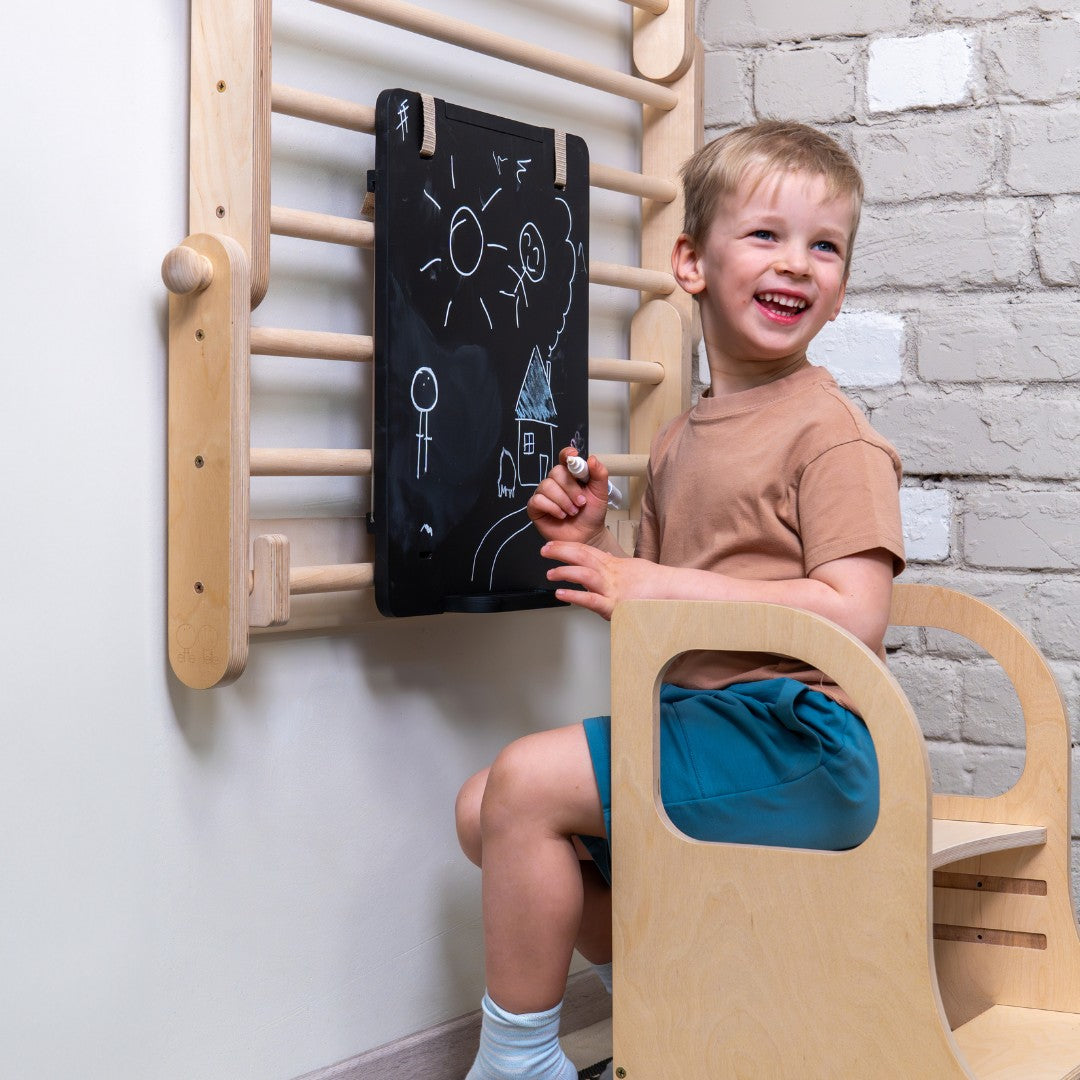 Frame-to-Wall Kit – Add-on for climbing frames