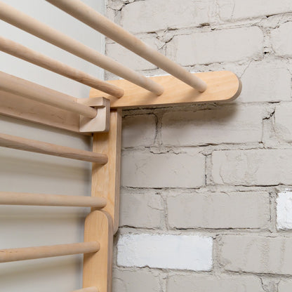 Frame-to-Wall Kit – Add-on for climbing frames